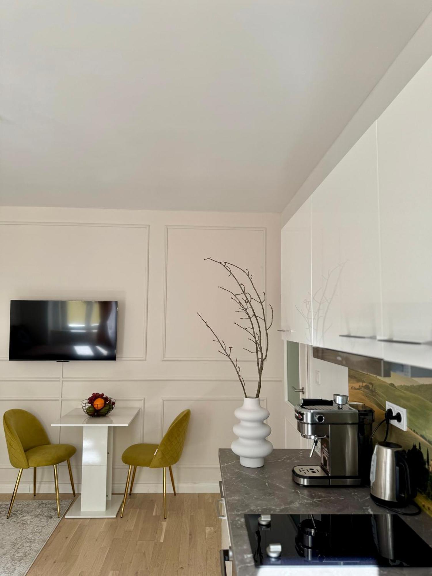 Anytime Holiday- Wenceslav Apartment *
